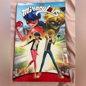 Miraculous ladybug: Comic book